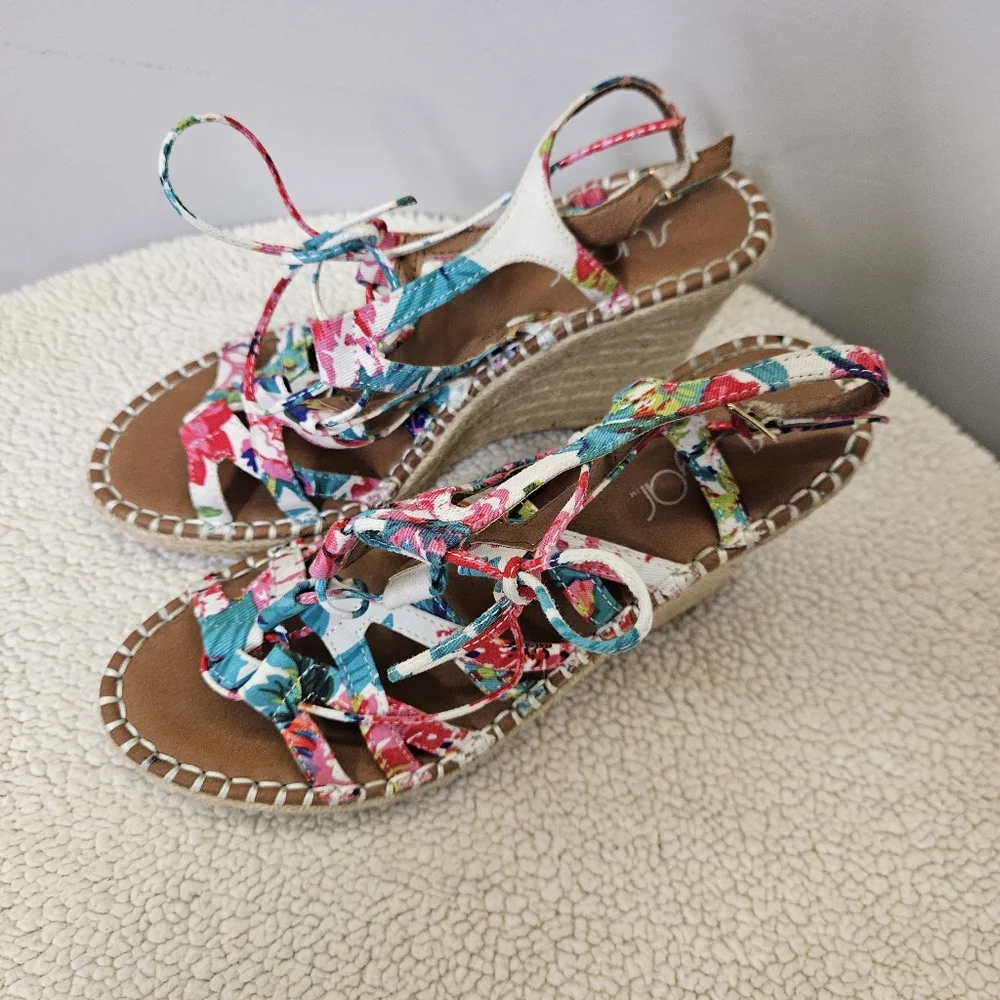 Sugar Colorful Strappy Wedge Sandals Size 8.5 - Picture 3 of 16